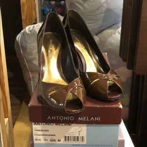 Antonio Melani heels size 10 brown